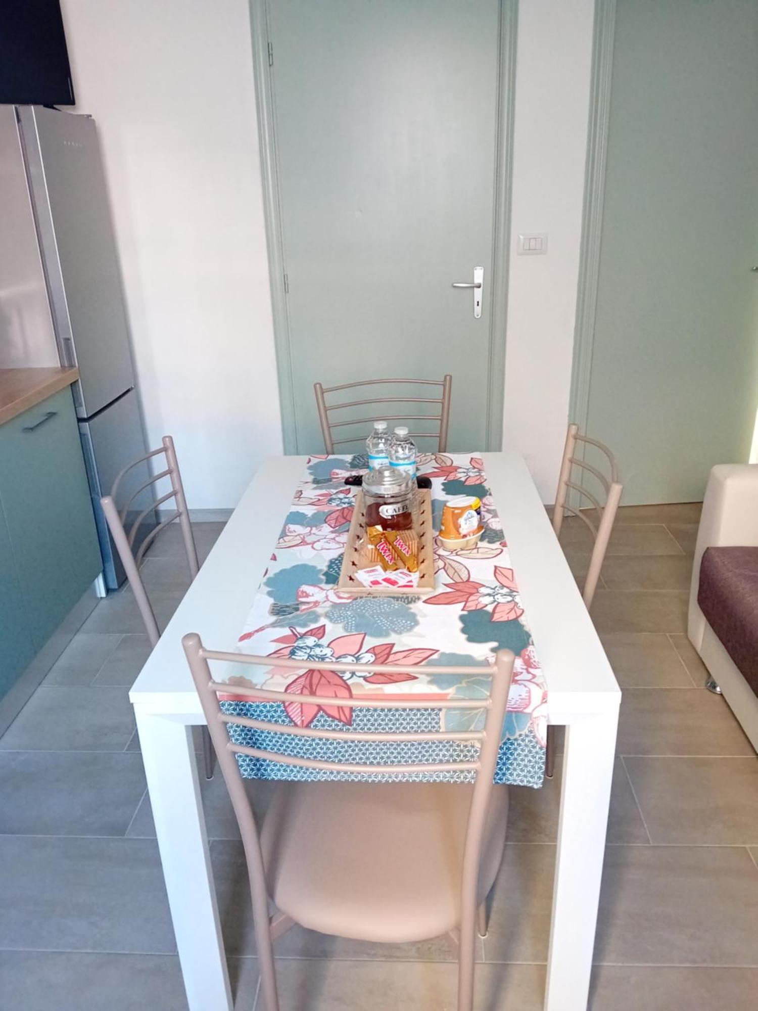 Petite Maison Asti Buitenkant foto